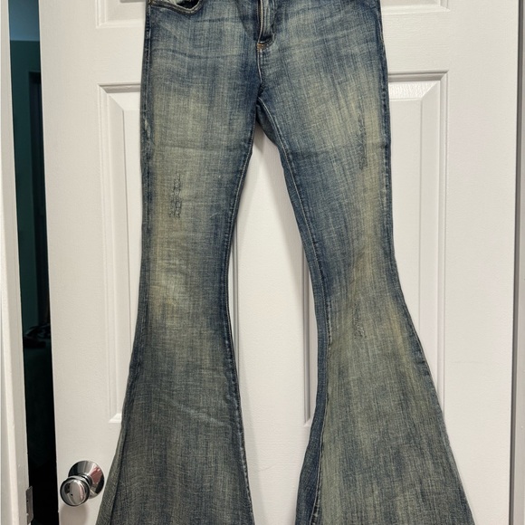 Free People Denim - Free People Vintage Wash Bell Bottom Flare Jeans